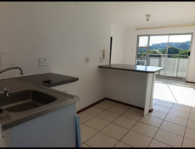 0.5 BEDROOM FLAT RENTED IN WATERVAL PARK